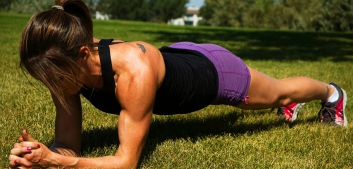 Le gainage pour se raffermir efficacement