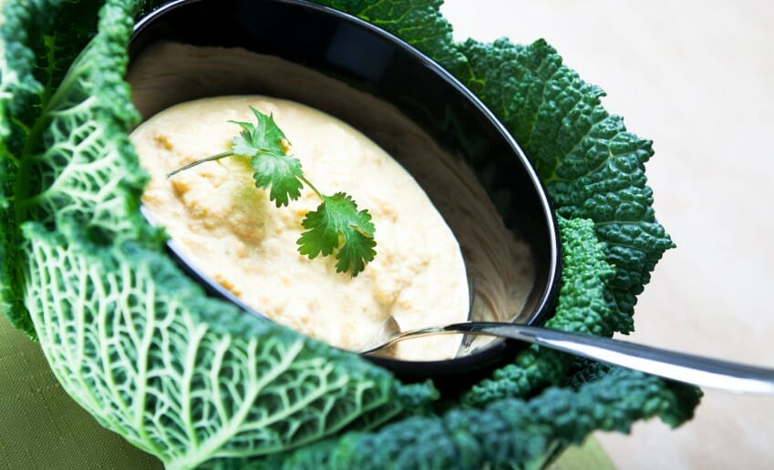 Quels aliments peuvent accompagner la soupe aux choux ?