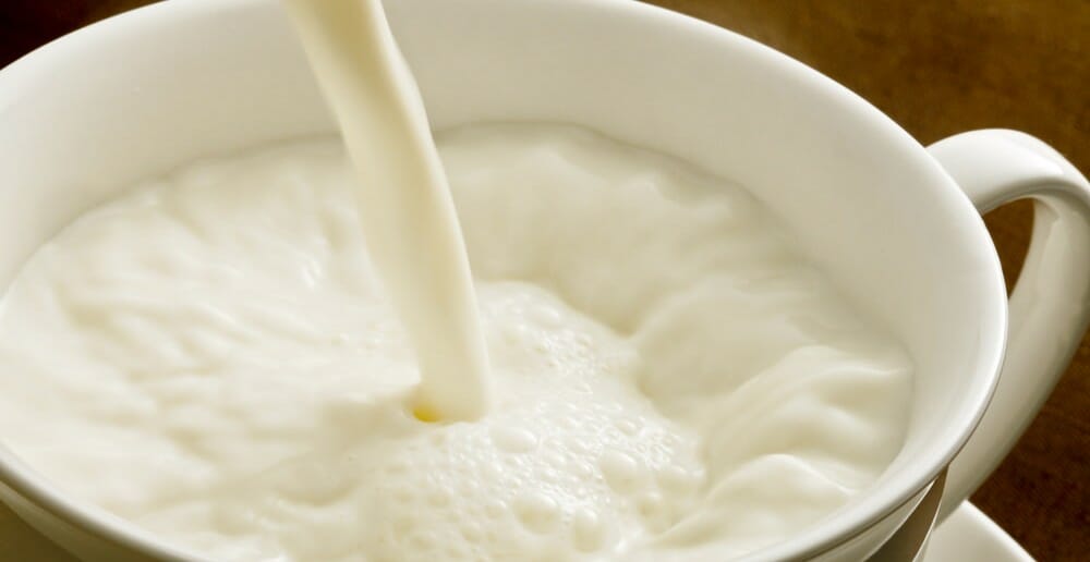 Le lait chaud fait-il grossir ?