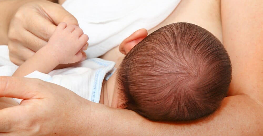 Le lait maternel agit-il contre l'obésité ?