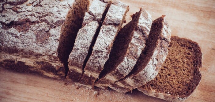 Le pain de seigle fait-il grossir ?