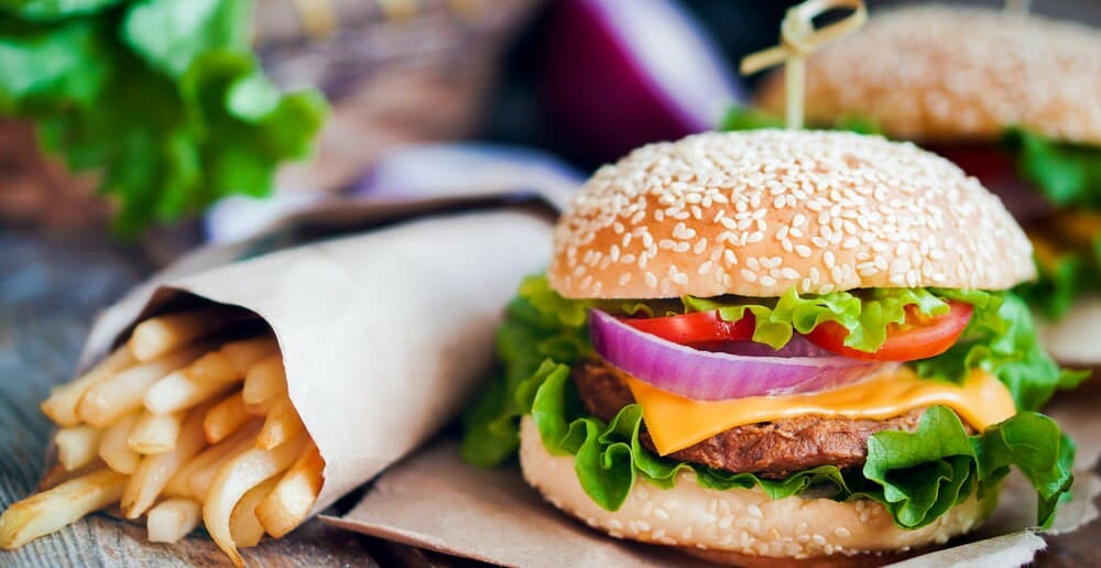 Repas au fastfood : explosion du compteur à calories