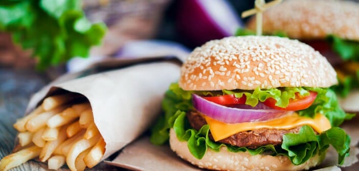 Repas au fastfood : explosion du compteur à calories