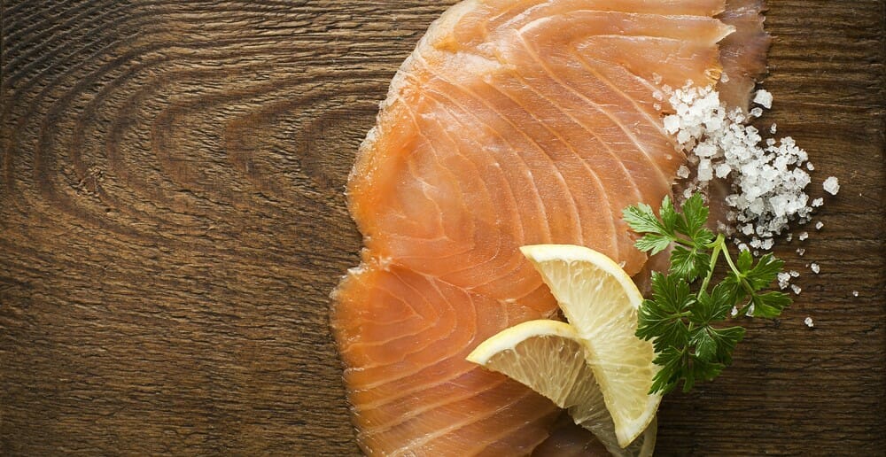 Le saumon fumé fait-il grossir ?