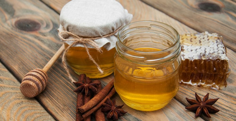 le-melange-miel-cannelle-pour-maigrir
