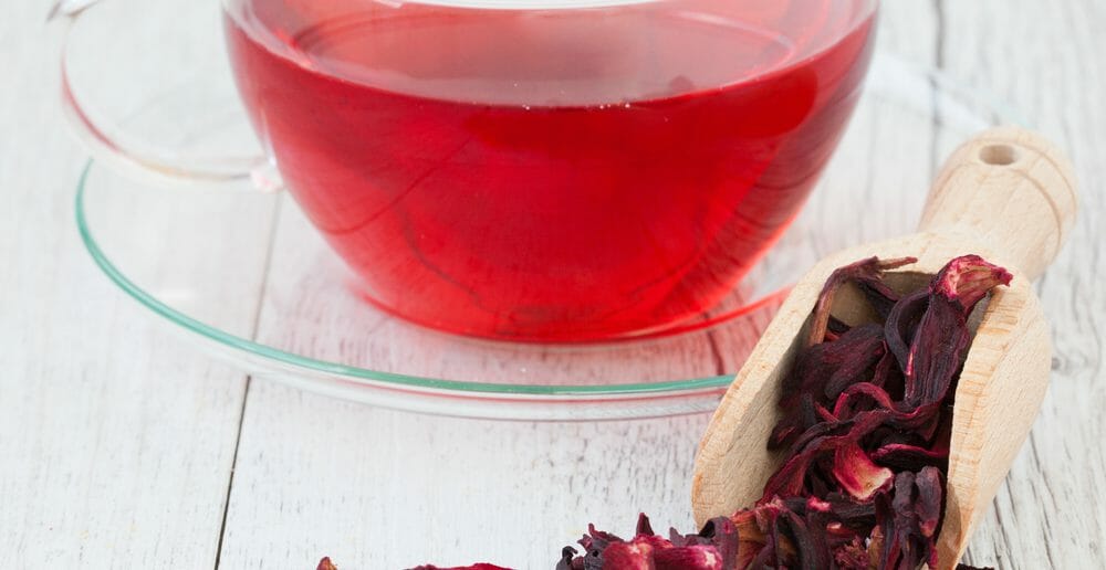Maigrir avec la tisane aux fleurs séchées d'hibiscus
