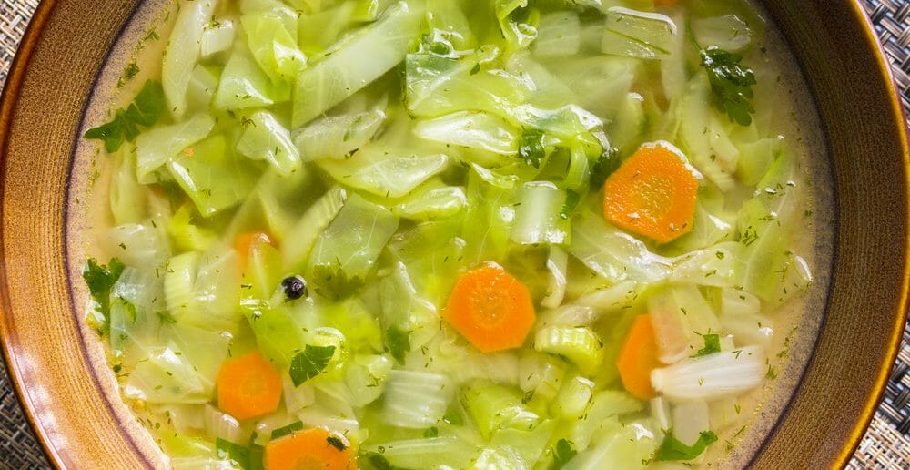 La soupe au chou pendant un régime, bonne idée