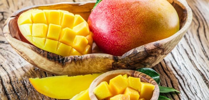 Manger de la mangue pour avoir un ventre plat