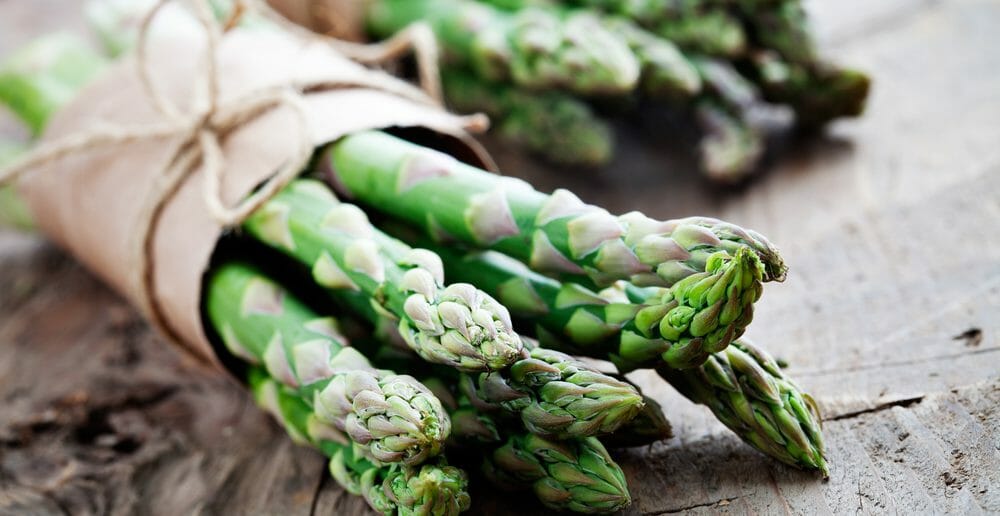 Manger des asperges pour avoir un ventre plat