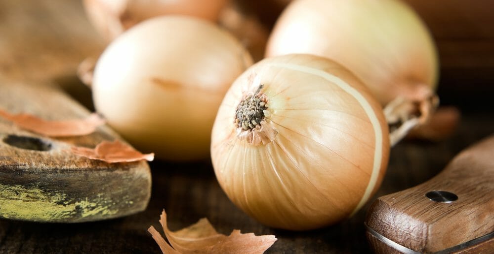 Manger des oignons pour retrouver un ventre plat