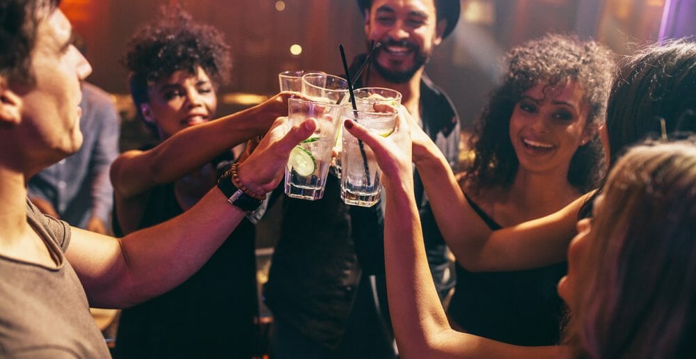 Arrêter de boire de l'alcool fait-il maigrir