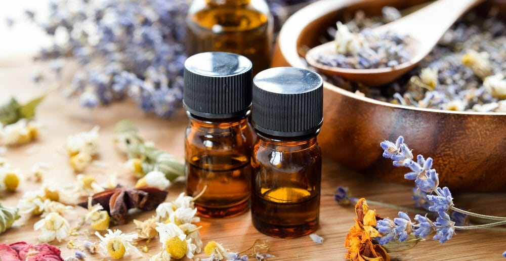 Comment faire un cocktail d'huiles essentielles pour maigrir