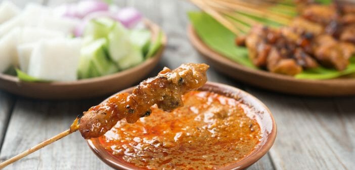 Combien de calories dans la sauce satay ?