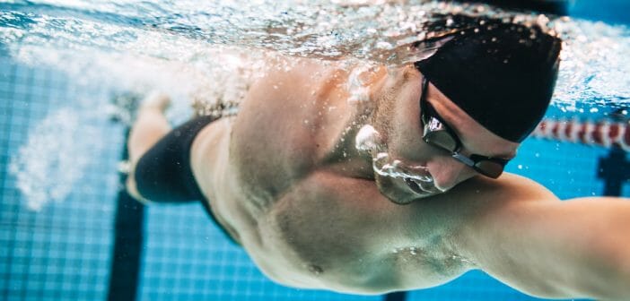 La natation est-elle efficace pour se muscler les abdos