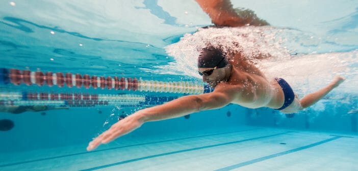 La natation pour raffermir la peau