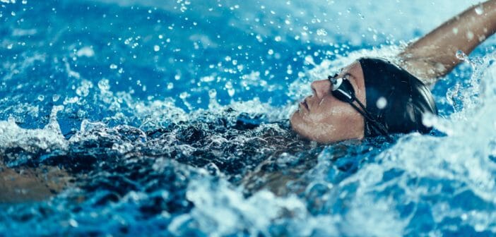 Nager le crawl : quels muscles travaillent