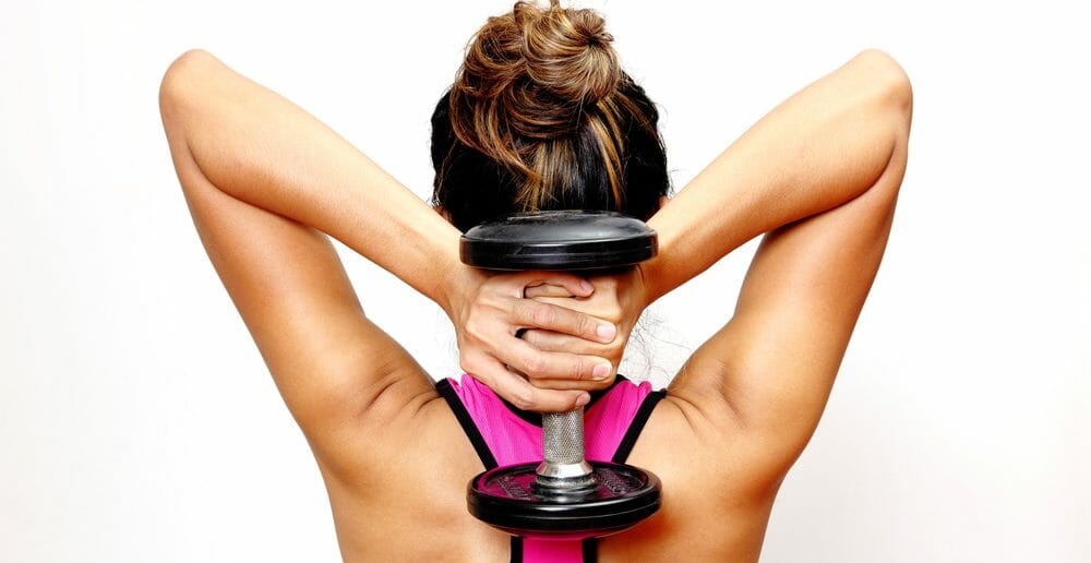 comment-muscler-ses-fessiers-avec-des-poids
