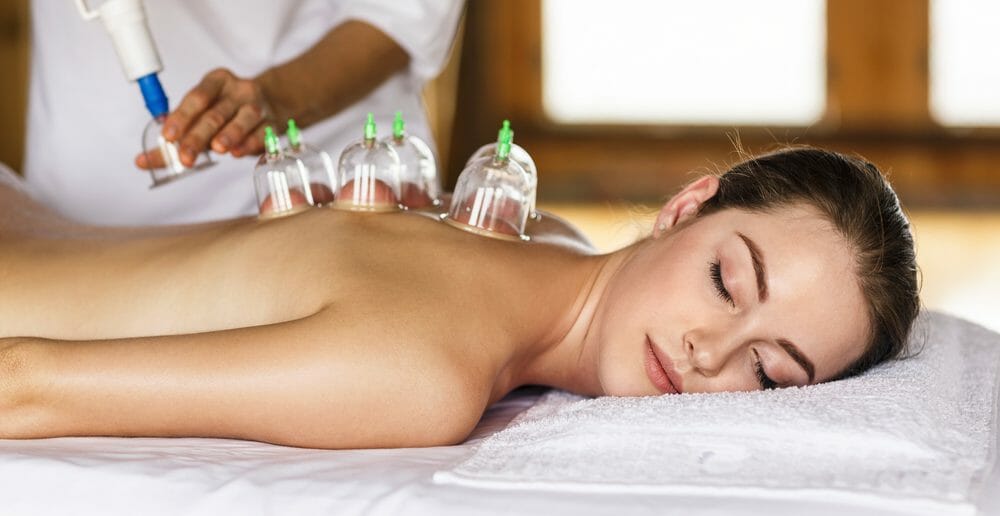 le-massage-anti-cellulite-avec-ventouse
