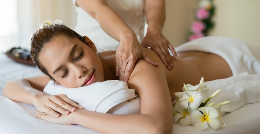 le-massage-anti-cellulite-du-dos