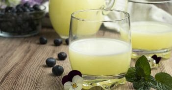 Le petit lait pour la femme enceinte