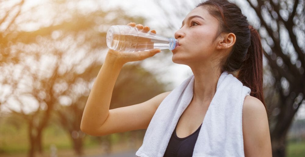 Quelle est la meilleure eau à boire pendant le sport