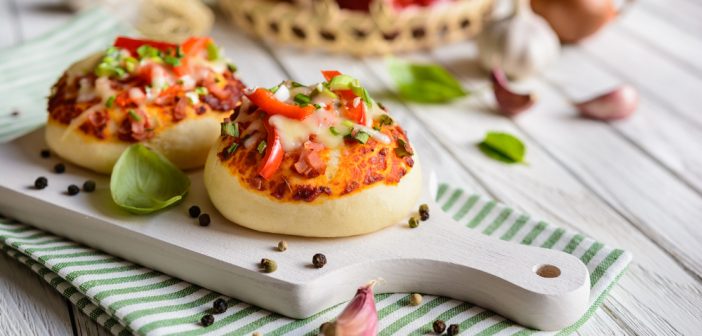 recette-de-petite-pizza-aperitives-allegee