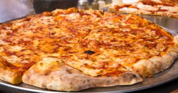 Recette de pizza new yorkaise